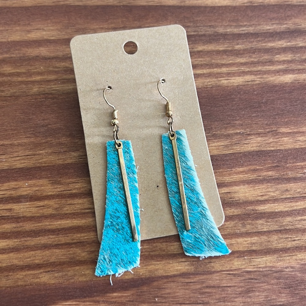 Layered Earring (1 style- 3 options) - Picture 5 of 6